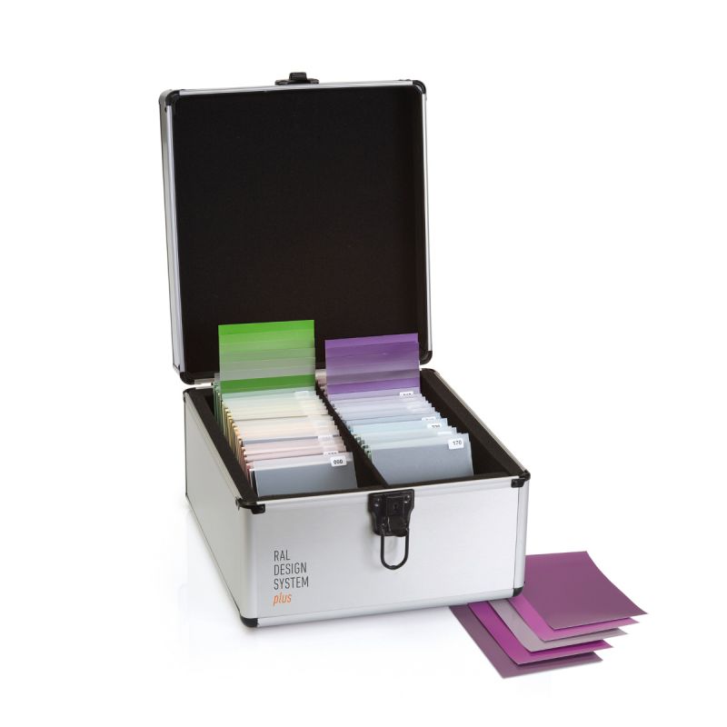 RAL D6设计盒, 包含1825个RAL设计系统及彩色